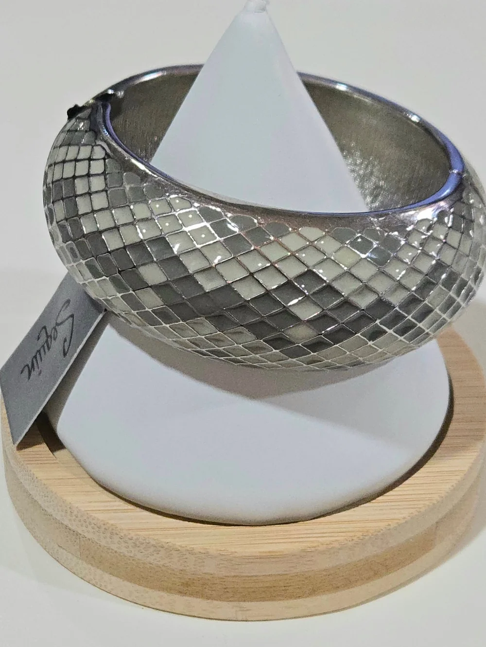 Nordstrom Sequin NYC Harlequin Design Enamel Hinged Bangle Bracelet - NWT‎